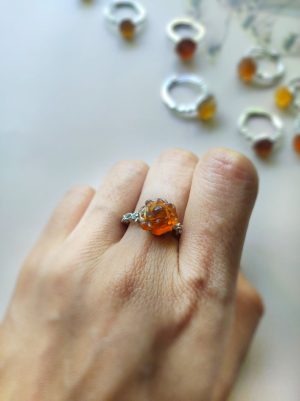 Amber Rings - ပယင်းလက်စွပ်ဒီဇိုင်းမျိုးစုံ